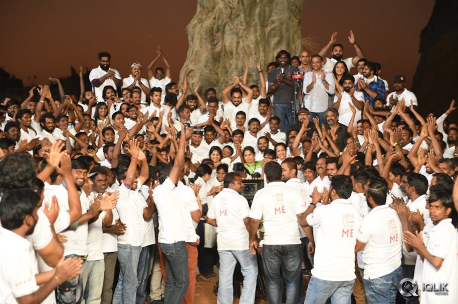 Baahubali-2-Pumpkin-Breaking-Function